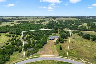 365 Grand Cyn Dr, Oglesby, TX 76561 - Photo 1