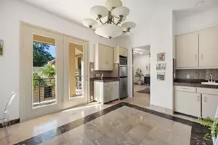 936 W Colorado Blvd, Dallas, TX 75208 - Photo 23