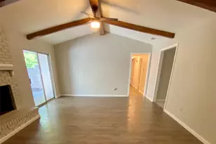 1039 Oak Meadow Ln, DeSoto, TX 75115 - Photo 15