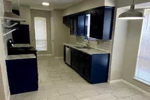 1039 Oak Meadow Ln, DeSoto, TX 75115 - Photo 11
