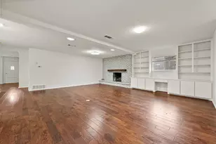 1600 Miller Ct, Pantego, TX 76013 - Photo 9