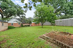 1600 Miller Ct, Pantego, TX 76013 - Photo 29