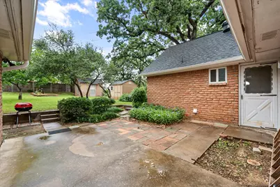 1600 Miller Court, Pantego, TX 76013 - Photo 27