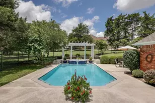 917 Longmeadow Ln, DeSoto, TX 75115 - Photo 9