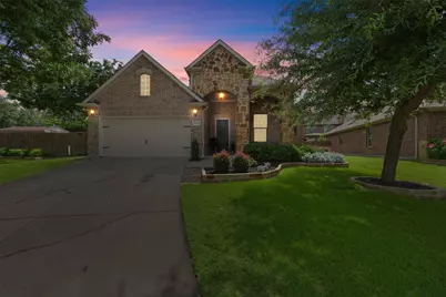 7613 Lindsey Drive, Rowlett, TX 75088 - Photo 1