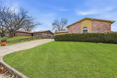 7833 Davenport Avenue, Fort Worth, TX 76116 - Photo 3