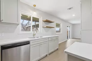 7833 Davenport Ave, Fort Worth, TX 76116 - Photo 13