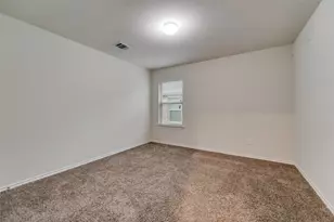 1302 Meadow Creek Dr, Princeton, TX 75407 - Photo 17