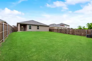 1302 Meadow Creek Dr, Princeton, TX 75407 - Photo 27