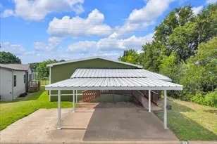 7800 Mockingbird Ln, North Richland Hills, TX 76180 - Photo 3