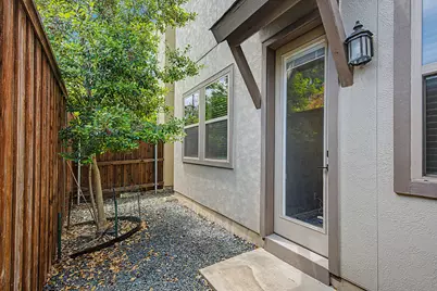 5152 Brickellia Drive, Dallas, TX 75209 - Photo 21