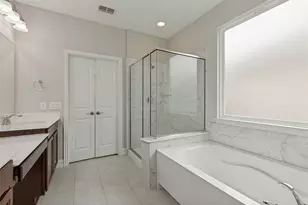1005 Pinnacle Breeze Dr, Fort Worth, TX 76052 - Photo 23