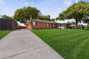 4941 Rockport Dr, Dallas, TX 75232 - Photo 5