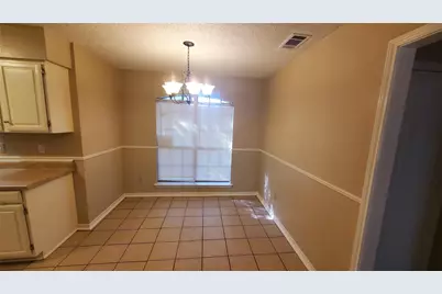 505 Pelican Court, DeSoto, TX 75115 - Photo 5
