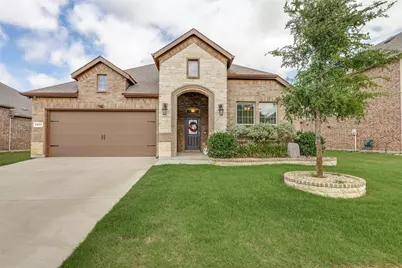 2817 Half Moon Road, Aubrey, TX 76227 - Photo 1