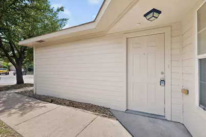 4827 Mexico, Dallas, TX 75236 - Photo 3