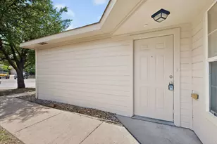 4827 Mexico, Dallas, TX 75236 - Photo 3