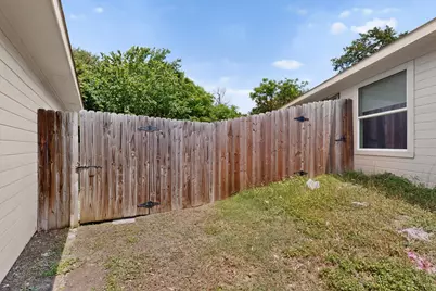 4827 Mexico, Dallas, TX 75236 - Photo 33