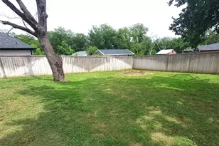2604 Flora Ln, Denison, TX 75020 - Photo 7