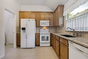 9513 Trailwood Dr, Denton, TX 76207 - Photo 11