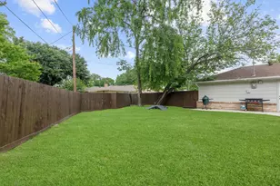 7879 Querida Ln, Dallas, TX 75248 - Photo 37