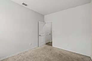 9040 Twin Mills Blvd, Fort Worth, TX 76179 - Photo 17