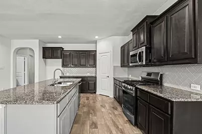 9040 Twin Mills Boulevard, Fort Worth, TX 76179 - Photo 5