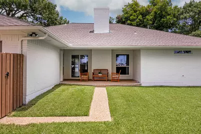 10201 Royal Highlands Drive, Dallas, TX 75238 - Photo 33