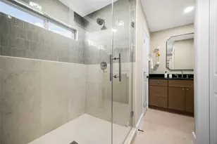 10201 Royal Highlands Dr, Dallas, TX 75238 - Photo 21