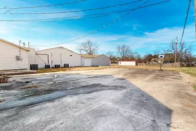 407 W Main Street, Whitesboro, TX 76273 - Photo 25