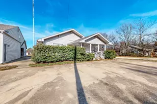 407 W Main St, Whitesboro, TX 76273 - Photo 35