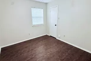 620 Race St, Crowley, TX 76036 - Photo 11