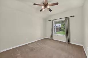 930 Royal Oak Ln, Burleson, TX 76028 - Photo 25