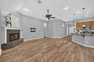 930 Royal Oak Ln, Burleson, TX 76028 - Photo 13