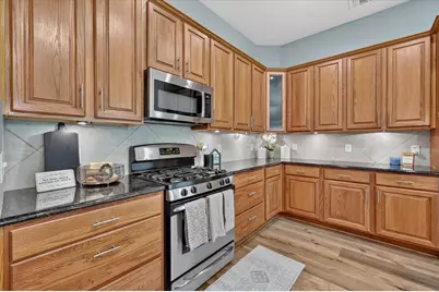 930 Royal Oak Lane, Burleson, TX 76028 - Photo 9