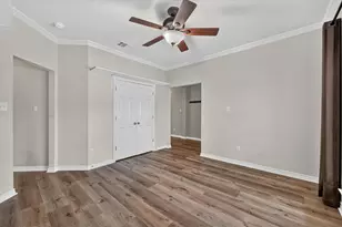930 Royal Oak Ln, Burleson, TX 76028 - Photo 21