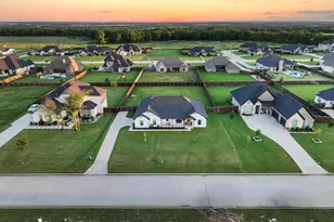 121 Chisolm Trl, Pottsboro, TX 75076 - Photo 37