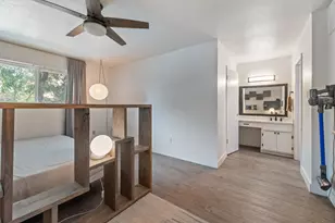 8069 Meadow Rd, Dallas, TX 75231 - Photo 15