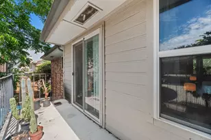8069 Meadow Rd, Dallas, TX 75231 - Photo 23