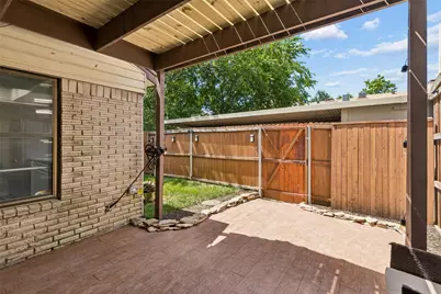 2059 Embassy Way, Carrollton, TX 75006 - Photo 23