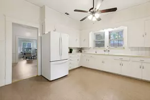 416 S 11th St, Garland, TX 75040 - Photo 13
