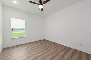 824 Hubert St, Waco, TX 76704 - Photo 15