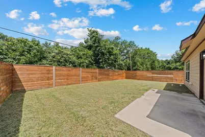 824 Hubert Street, Waco, TX 76704 - Photo 19