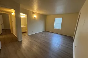 2211 S Vernon Ave, Dallas, TX 75224 - Photo 9