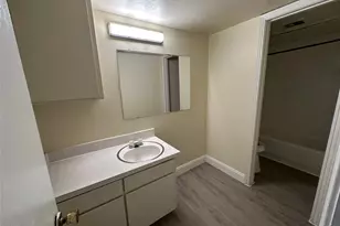 2211 S Vernon Ave, Dallas, TX 75224 - Photo 11