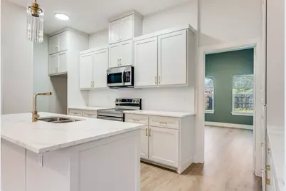 837 Stamps Avenue #835, Fort Worth, TX 76114 - Photo 5