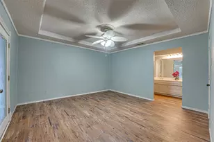 917 Meadowgate Dr, Garland, TX 75040 - Photo 19