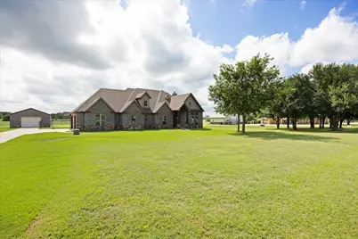 104 Rattling Antler Court, Azle, TX 76020 - Photo 27