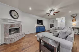 213 King Arthur Dr, Weatherford, TX 76086 - Photo 9