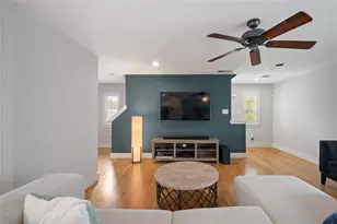 5737 Live Oak St, Dallas, TX 75206 - Photo 3
